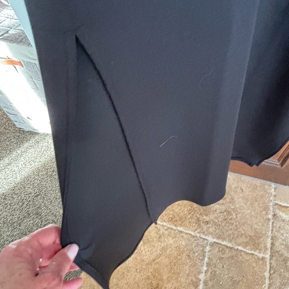 SPANX Air Essentials Maxi Dress - Picture 8 of 11